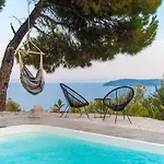 Azul Boutique Villa *