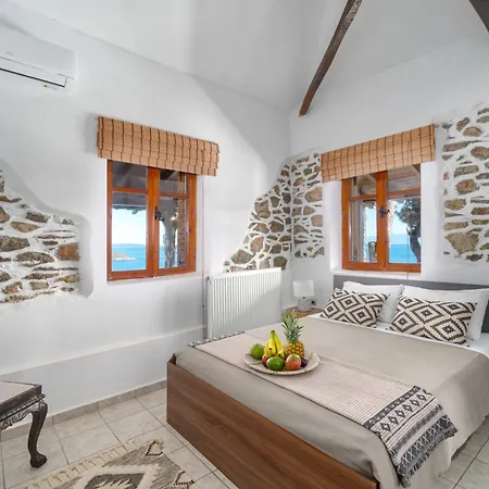 Azul Boutique Megali Ammos (Skiathos)